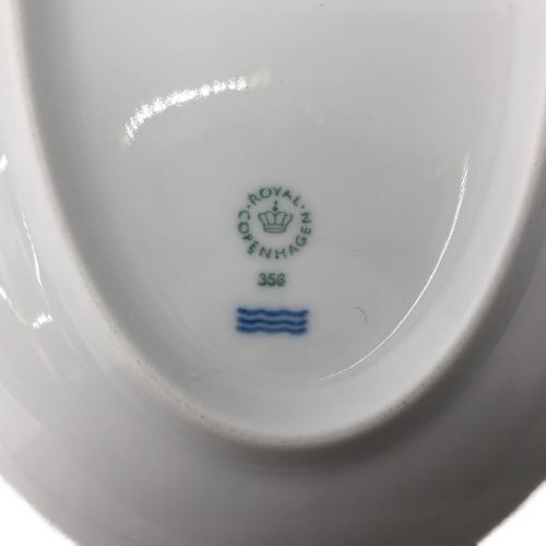 ROYAL COPENHAGEN (ロイヤル・コペンハーゲン) オーバルプレート ホワイトフルーテッド