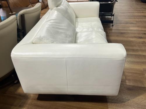 five by five (ファイブバイファイブ) 3人掛けソファー 張地：Oランク スチールレッグ 119 ホワイト