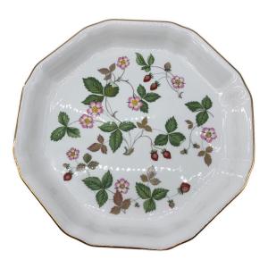 Wedgwood (ウェッジウッド) オクタゴナルディッシュプレート ワイルドストロベリー