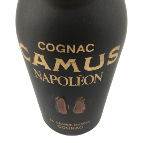 カミュ ナポレオン・グランマルキ コニャック ＊エンブレム欠損 700ml