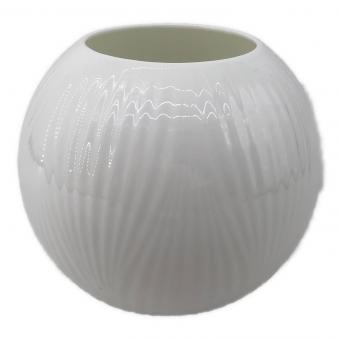 Wedgwood (ウェッジウッド) フラワーベース WHITE FOLIA