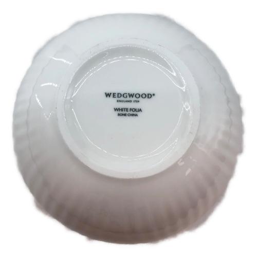 Wedgwood (ウェッジウッド) フラワーベース WHITE FOLIA