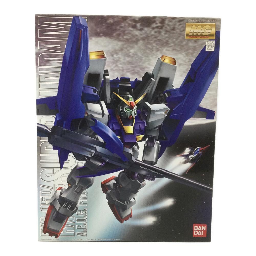 BANDAI (バンダイ) MG 1/100 FXA-05D/RX-178 スーパーガンダム