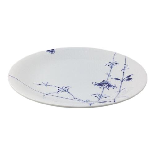 ROYAL COPENHAGEN (ロイヤル・コペンハーゲン) プレート 626 ブルーパルメッテ