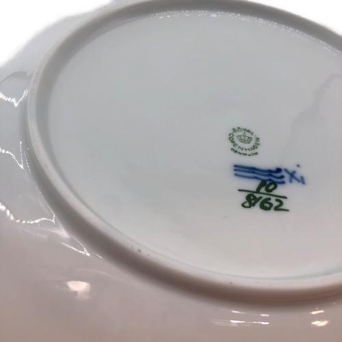 ROYAL COPENHAGEN (ロイヤル・コペンハーゲン) プレート 31cm ブルーフラワー・カーブ