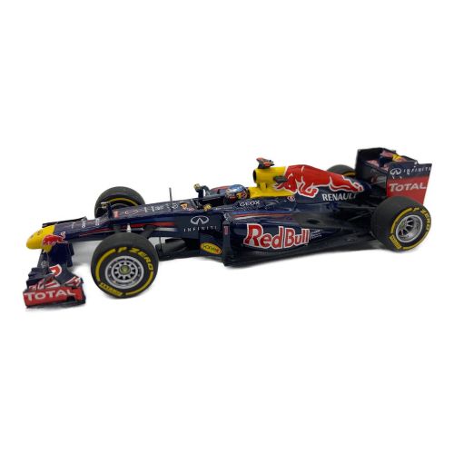 MINICHAMPS (ミニチャンプス) ミニカー レッドブルレーシング RB8