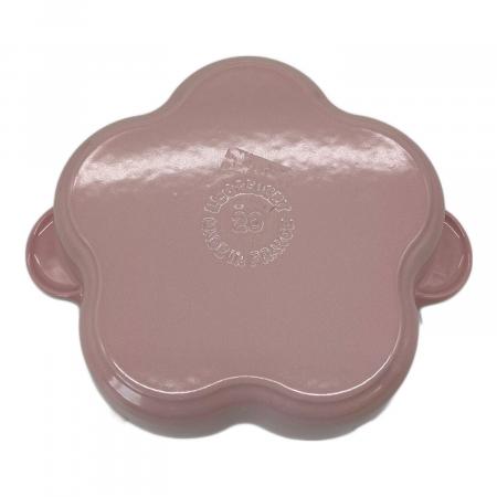 LE CREUSET (ルクルーゼ) 両手鍋 ピンク 花型｜トレファクONLINE