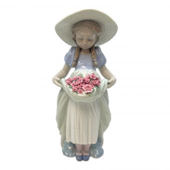 LLADRO (リヤドロ) フィギュリン 花びらに欠け有り