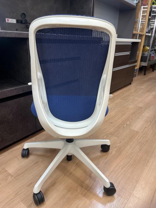 オカムラ ワークチェアー ブルー Sylphy