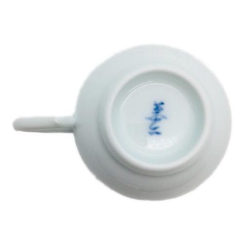 白磁笹彫文 (ハクジササチョウモン) 珈琲碗 井上萬二