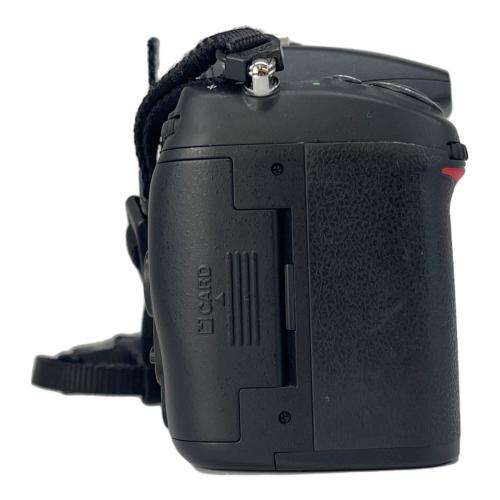 Nikon (ニコン) デジタル一眼レフカメラ D7000 ボディ
