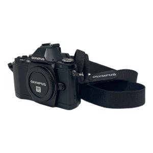 OLYMPUS (オリンパス) デジタル一眼レフカメラ OM-D E-M5