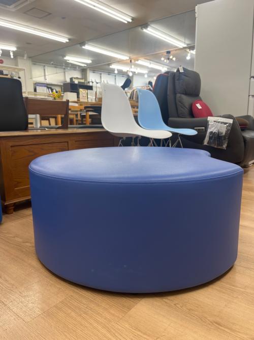 oliver (オリバー) スツール ブルー 1人掛け