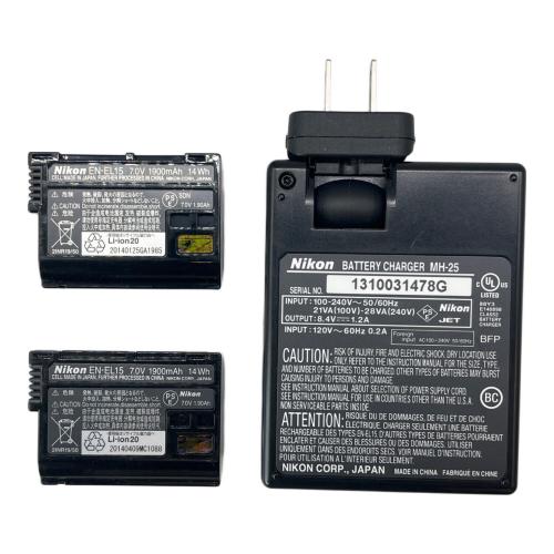 Nikon (ニコン) デジタル一眼レフカメラ D7100