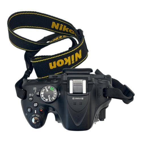 Nikon (ニコン) デジタル一眼レフカメラ D5200