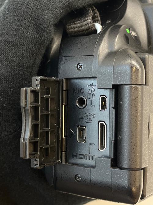 Nikon (ニコン) デジタル一眼レフカメラ D5200