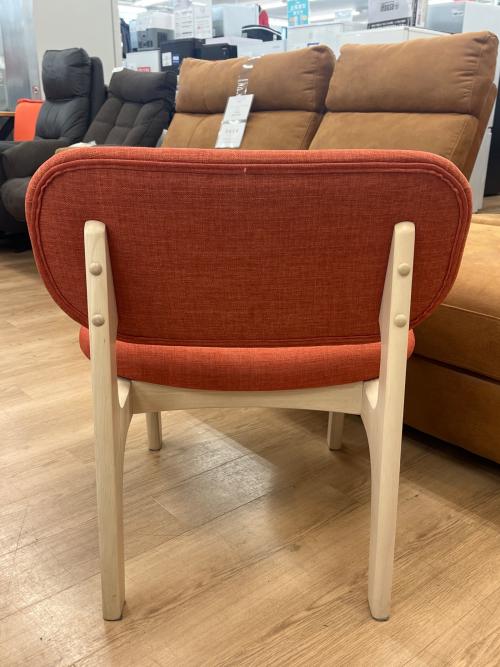 ニトリ イス レッド×ナチュラル 1Pチェア リラックス