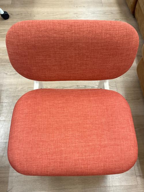 ニトリ イス レッド×ナチュラル 1Pチェア リラックス