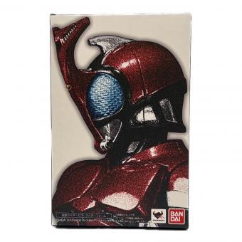 仮面ライダーカブト (カメンライダーカブト) S.H.Figuarts(真骨彫製法) 仮面ライダーカブト ライダーフォーム 仮面ライダー カードに折れ有 @