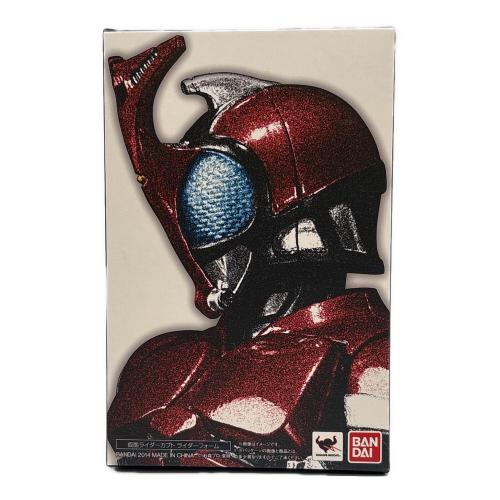 仮面ライダーカブト (カメンライダーカブト) S.H.Figuarts(真骨彫製法) 仮面ライダーカブト ライダーフォーム 仮面ライダー カードに折れ有 @