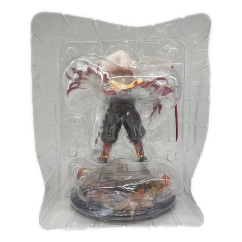 鬼滅の刃 (キメツノヤイバ) 煉獄杏寿郎 1/8スケールフィギュア 無限列車編