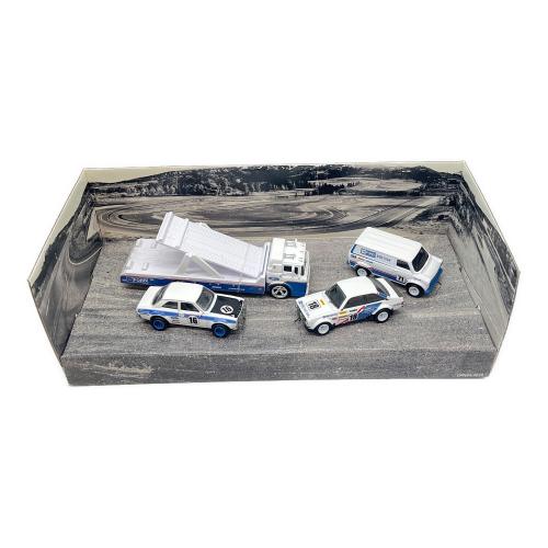 HOT WHEELS (ホットウィール) プレミアム コレクターセット アソート - Ford Race Team ミニカーセット