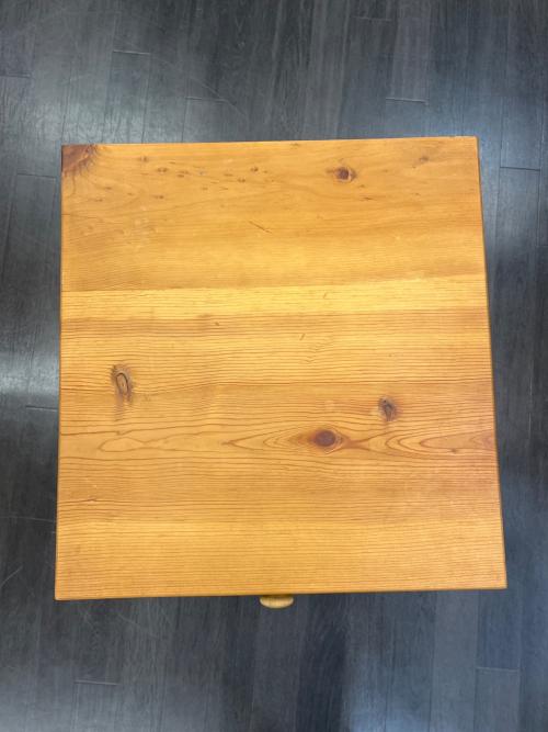 ナイトテーブル カントリー