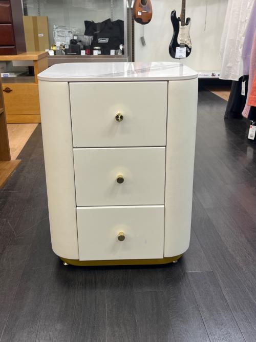 ベッドサイドチェスト ホワイト