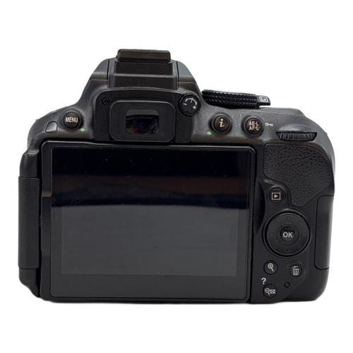 Nikon (ニコン) デジタル一眼レフカメラ D5300