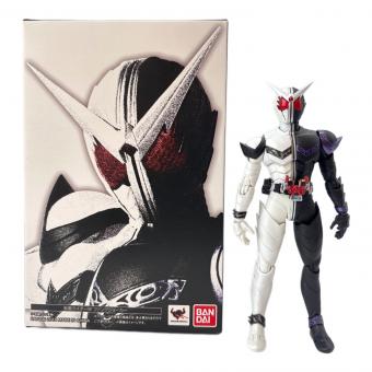 BANDAI (バンダイ) 仮面ライダーＷ ファングジョーカー フィギュア S.H.Figuarts