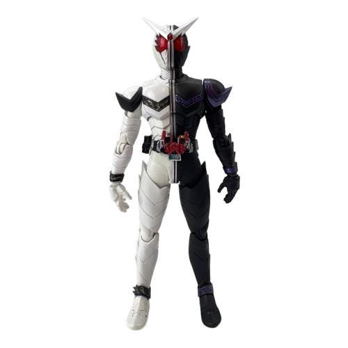 BANDAI (バンダイ) 仮面ライダーＷ ファングジョーカー フィギュア S.H.Figuarts