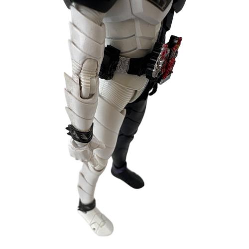 BANDAI (バンダイ) 仮面ライダーＷ ファングジョーカー フィギュア S.H.Figuarts