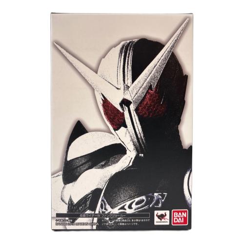 BANDAI (バンダイ) 仮面ライダーＷ ファングジョーカー フィギュア S.H.Figuarts
