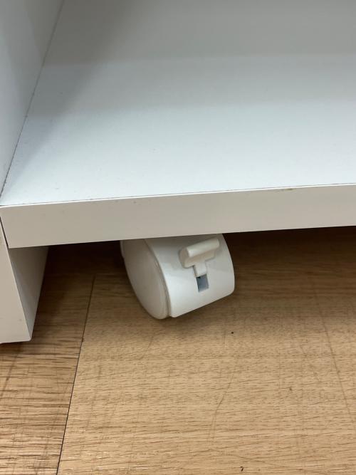 キャビネット 幅:約79㎝ ホワイト 隠せるカウンター下収納