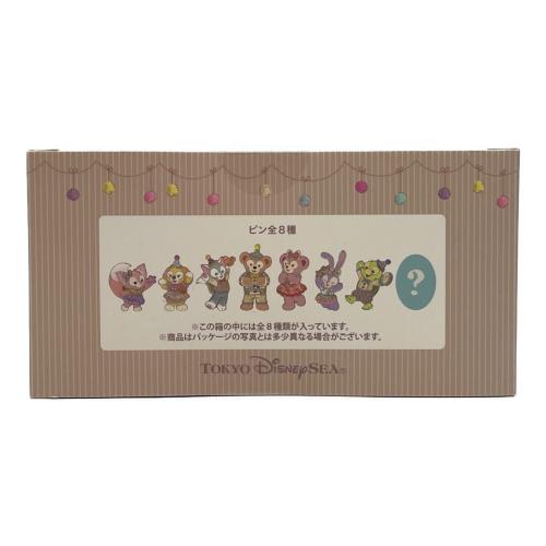 ピンバッジ8個 ディズニーグッズ １箱で全種そろいます