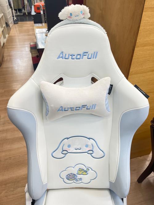 AutoFull (オートフル) ゲーミングチェア ホワイト