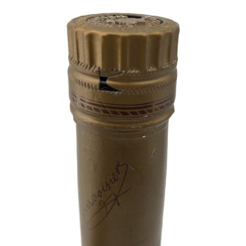 クルボアジェ (COURVOISIER) コニャック 700ml 未開封