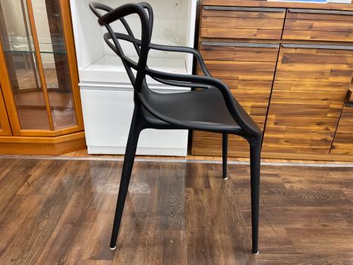 Kartell (カルテル) アームチェアー ブラック MASTERS フィリップ・スタルク