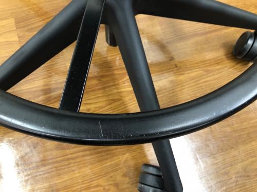 Steelcase (スチルケース) ハイバックチェアー イエロー ひじ掛け付き