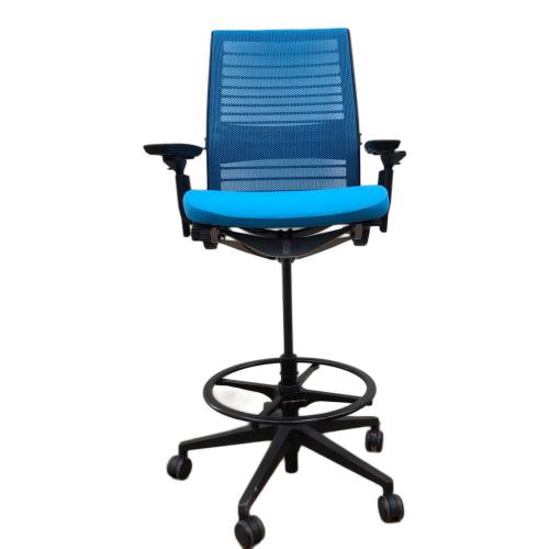 Steelcase (スチルケース) ハイバックチェアー スカイブルー ひじ掛け付き