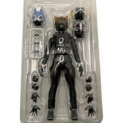 仮面ライダーナーゴ エントリーレイズフォーム＆エントリーレイズセット