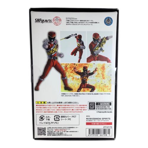 (真骨彫)S.H.Figuarts　獣電戦隊キョウリュウジャー　キョウリュウレッド
