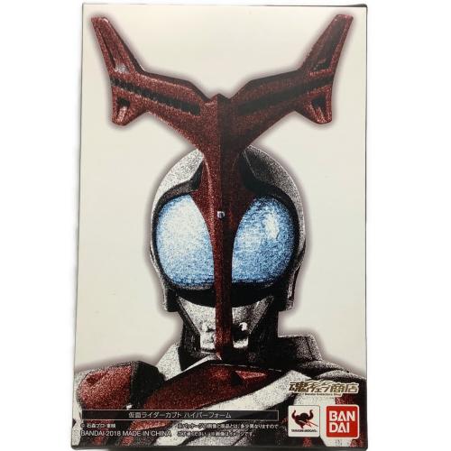 (真骨彫)S.H.Figuarts　仮面ライダーカブト ハイパーフォーム