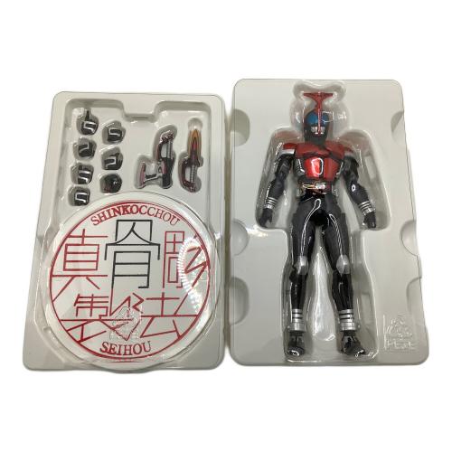 (真骨彫)S.H.Figuarts 仮面ライダーカブト ライダーフォーム 10th Anniversary Ver.