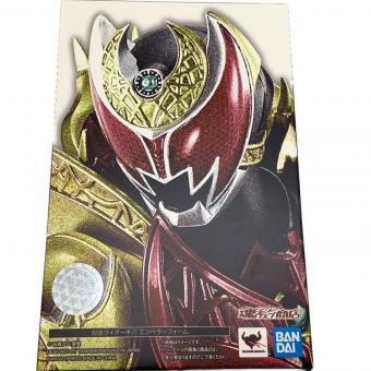 (真骨彫)S.H.Figuarts　仮面ライダーキバ エンペラーフォーム