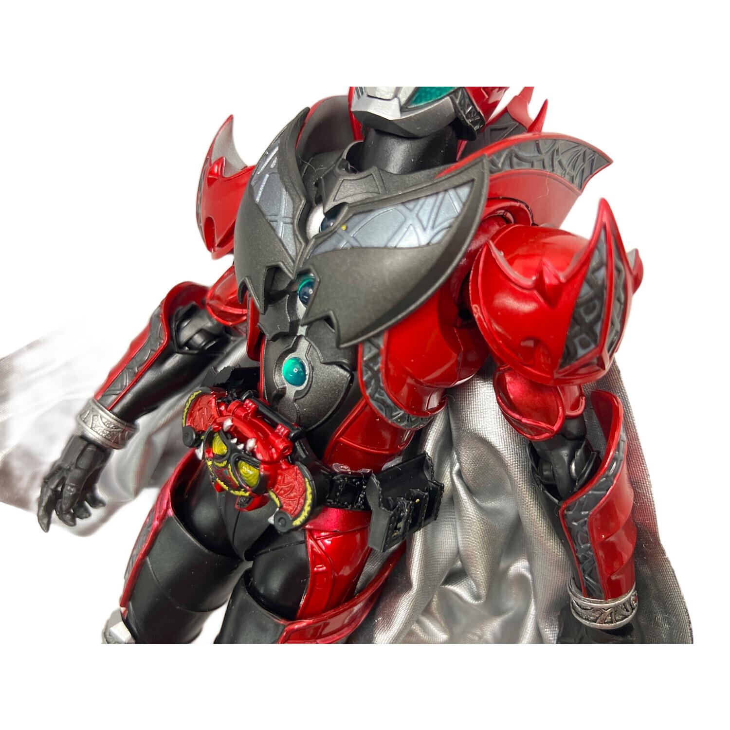 仮面ライダーダークキバ S.H.Figuarts(真骨彫製法)｜トレファク