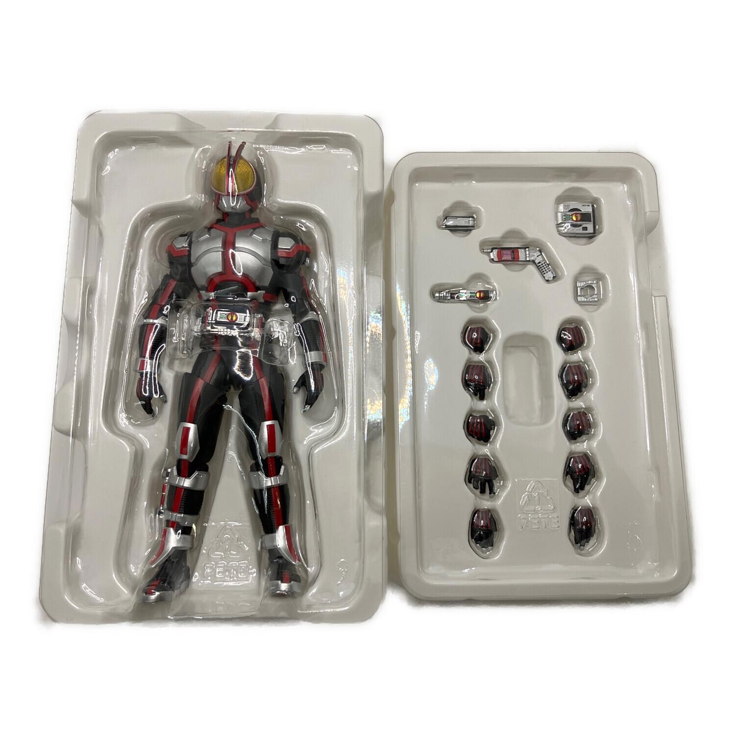 仮面ライダーファイズ S.H.Figuarts(真骨彫製法)｜トレファクONLINE