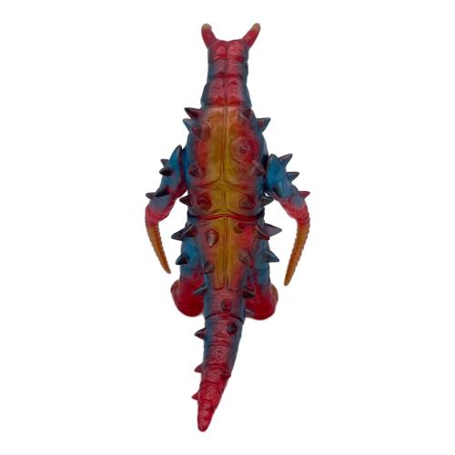 ウルトラマン グドン レトロクリアレッド