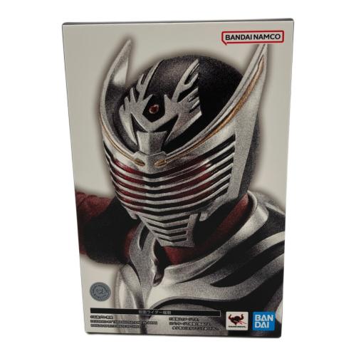BANDAI (バンダイ) S.H.Figuarts (真骨彫製法) 仮面ライダー龍騎 仮面ライダー龍騎 【フィギュア】