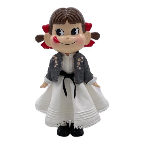 ペコちゃん (ペコチャン) スイートピュアドレス フィギュア